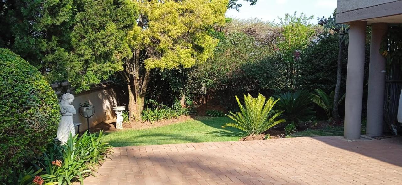 Green Scape Flatlet Pretoria-Noord Dış mekan fotoğraf